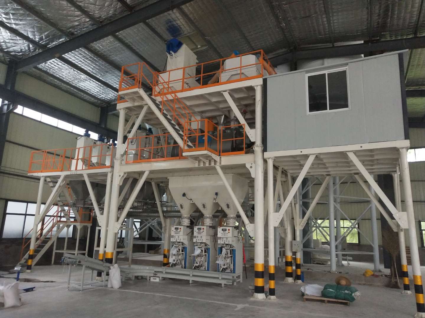 Insulation mortar production line - Dry mix mortar plant manufacturer ...